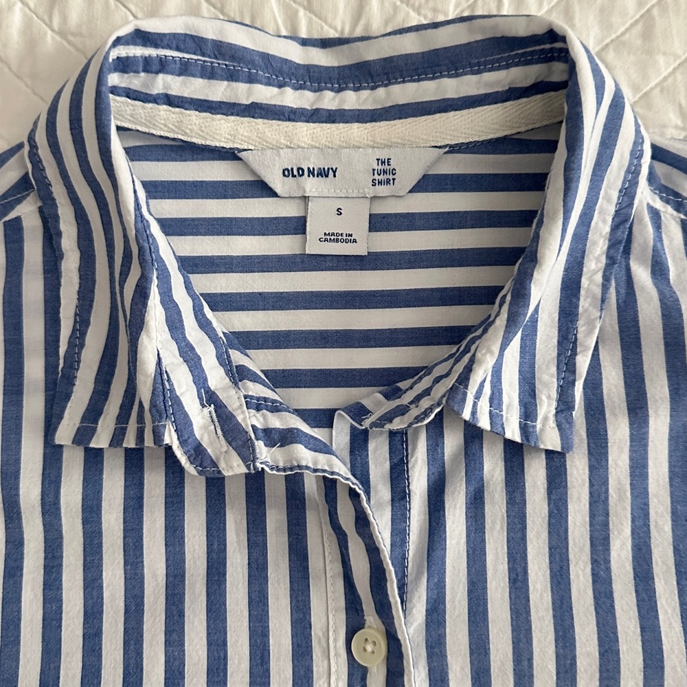 Old Navy Blue White Striped Tunic Shirt Button Down Blouse Women’s Small - Picture 4 of 10